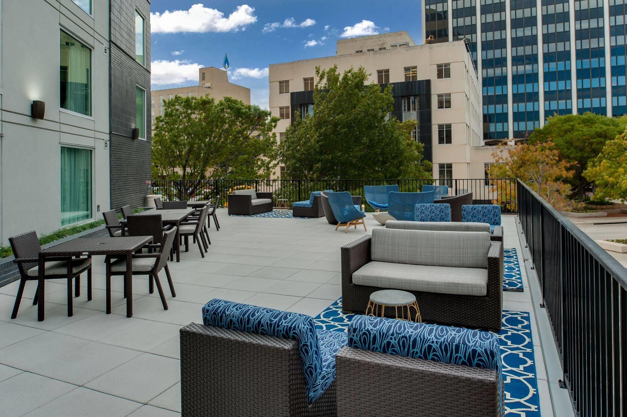 Fairfield Inn & Suites Fort Worth Downtown/Convention Center Exterior photo